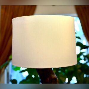East Enterprises Drum Lampshade in Bone White, 17”x18”x12” Brand New!
